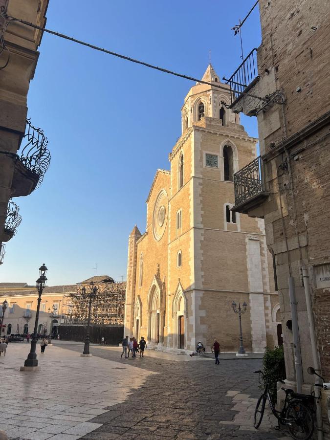 B&B Palazzo Lombardi Lucera Exterior photo